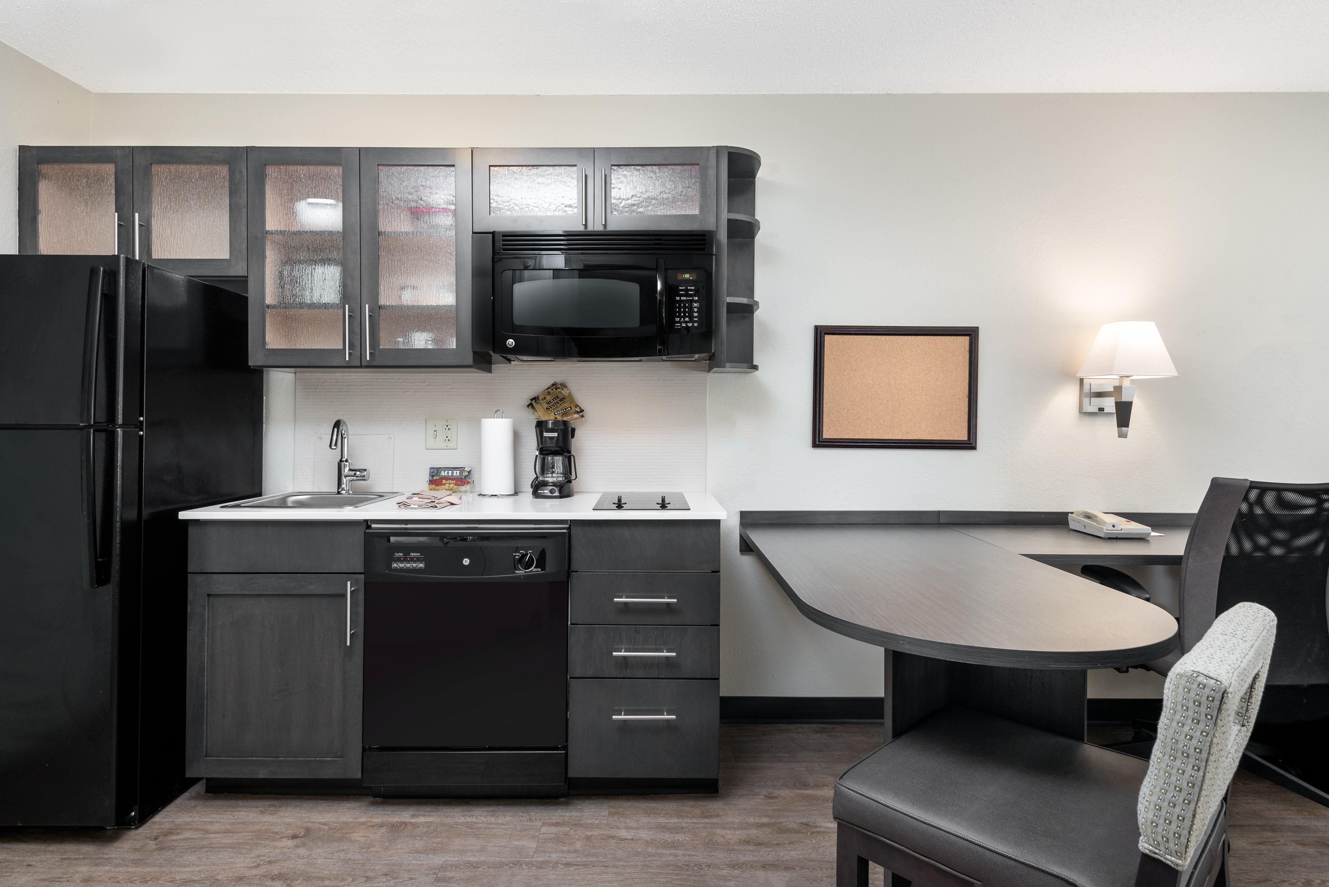 Candlewood Suites - Charlotte - Arrowood By Ihg Exterior photo