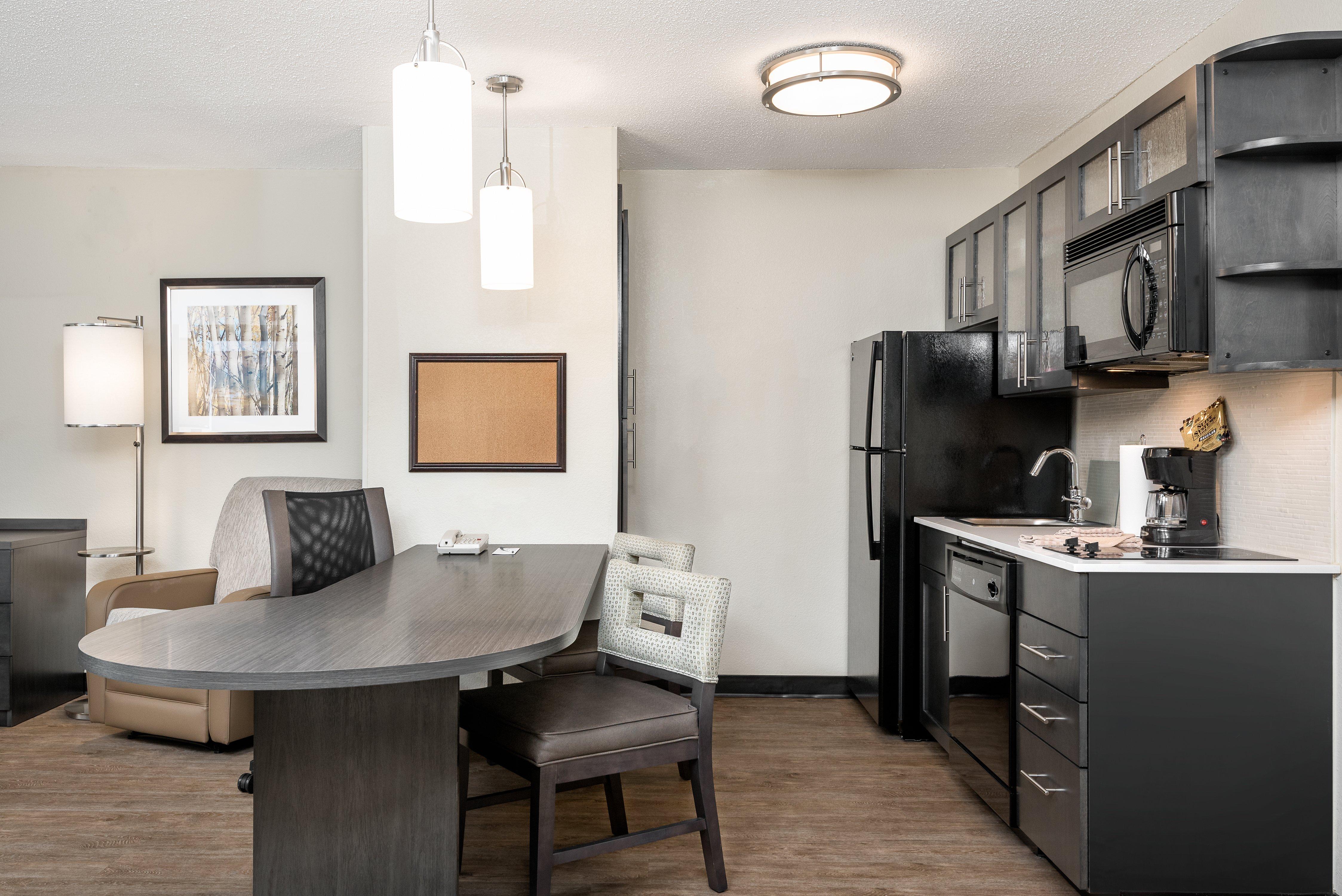 Candlewood Suites - Charlotte - Arrowood By Ihg Exterior photo
