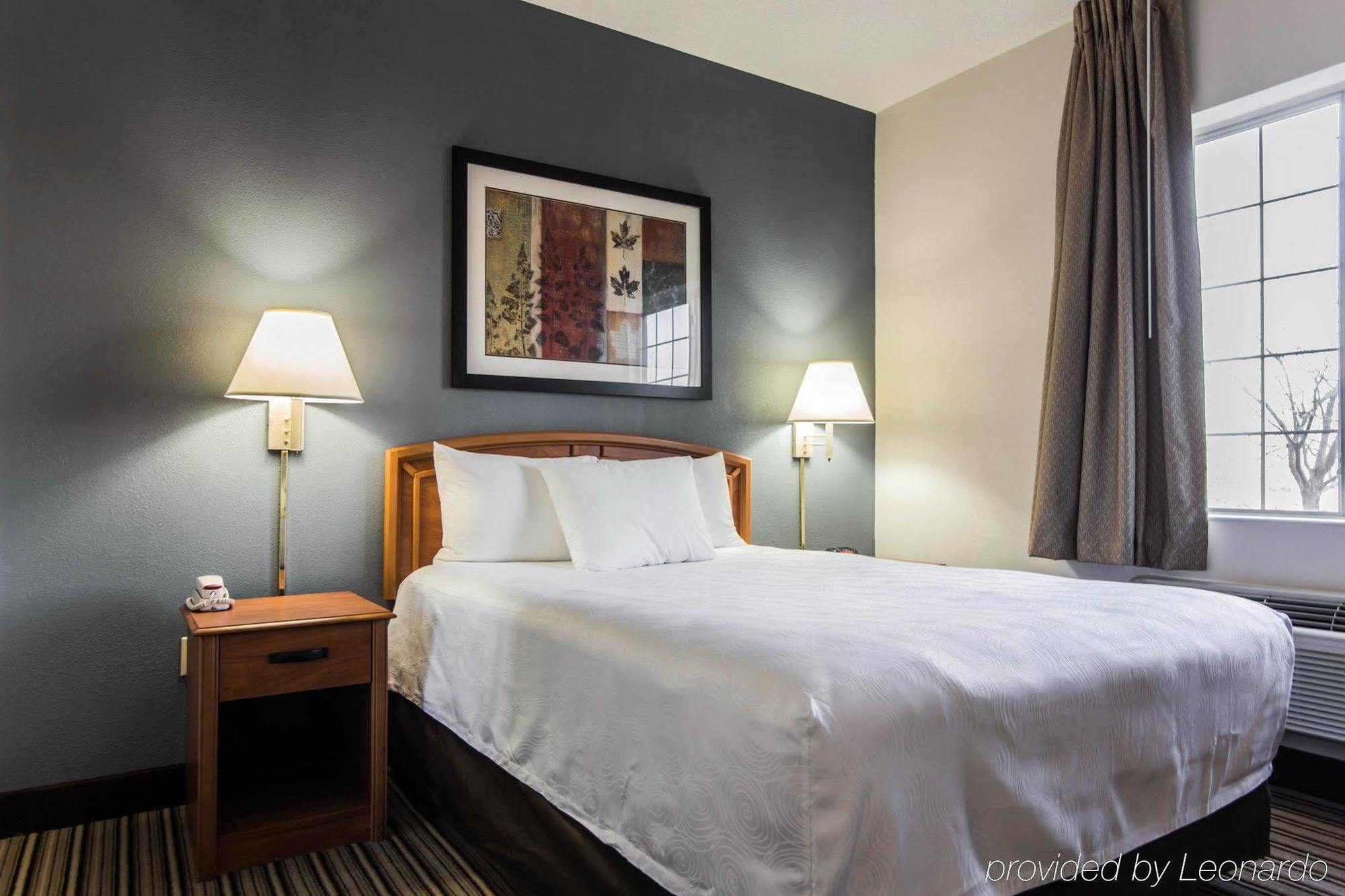 Candlewood Suites - Charlotte - Arrowood By Ihg Exterior photo