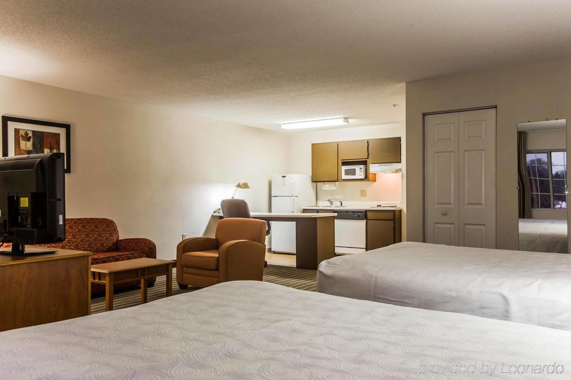 Candlewood Suites - Charlotte - Arrowood By Ihg Exterior photo
