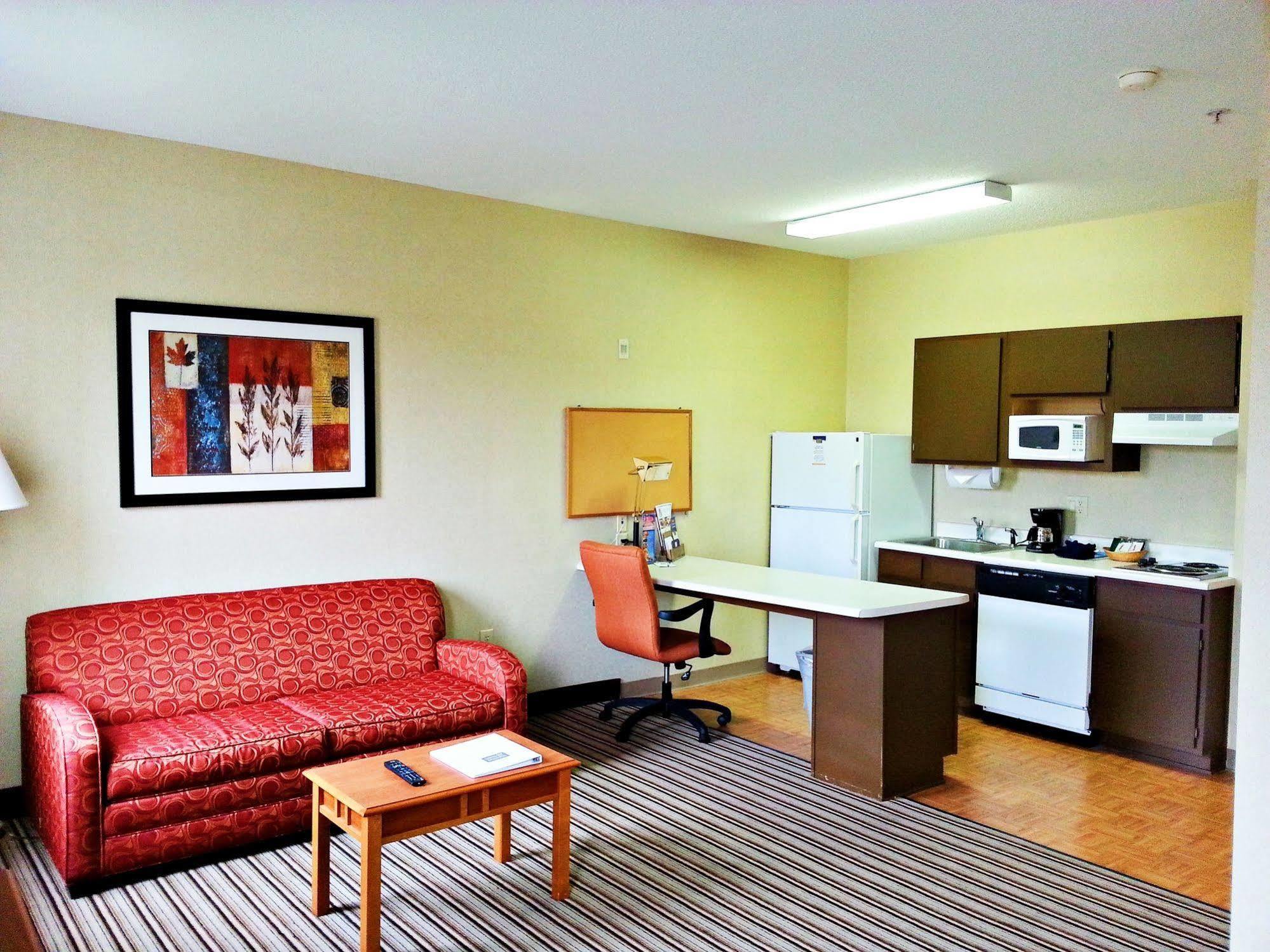 Candlewood Suites - Charlotte - Arrowood By Ihg Exterior photo